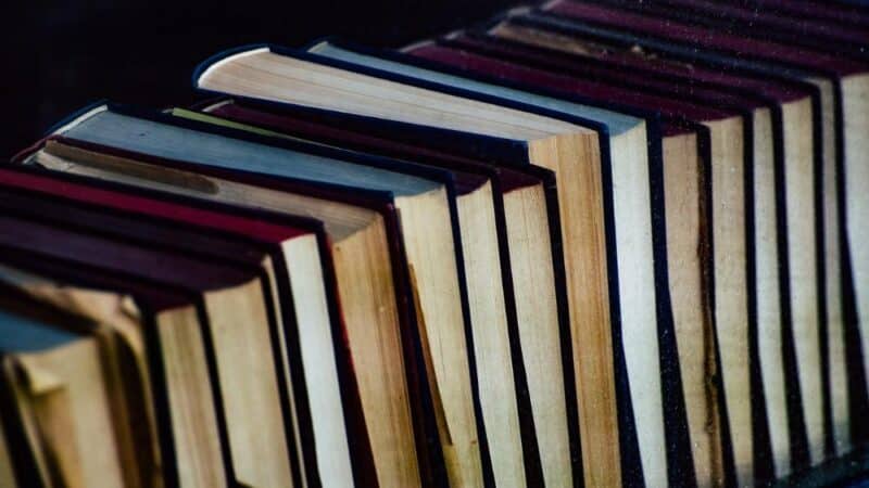 Gdzie kupować przedmioty kolekcjonerskie? Przewodnik dla pasjonatów