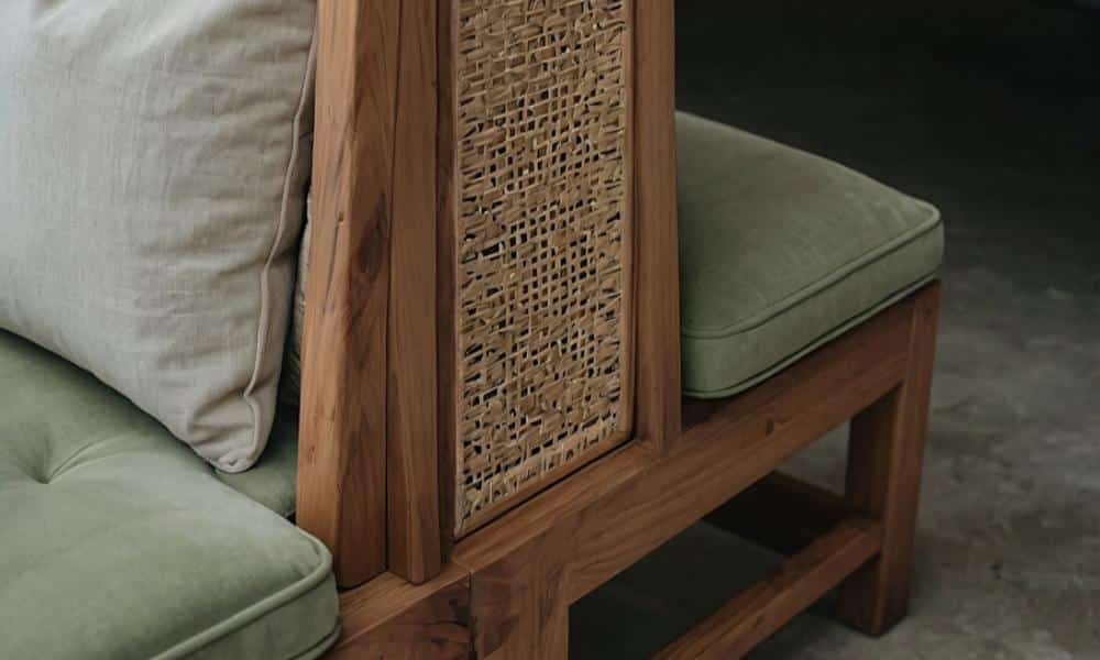 Jakie błędy unikać podczas odnawiania mebli – 10 pułapek, które niszczą efekt i portfel